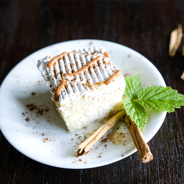 POSTRES DE TRES LECHES